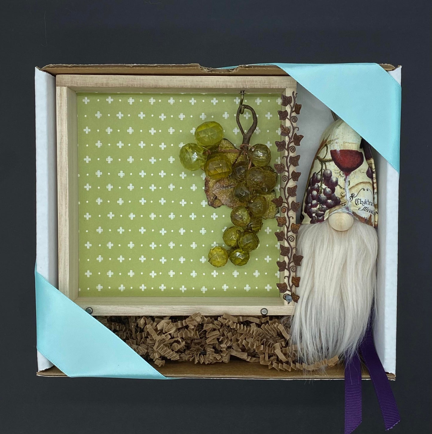 Gift Set - Wine Lovers Gift set with Gulfport Gnome™ - 4" Plush Gnome - Wine Grapes Ornament